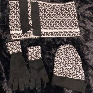 Michael kors set